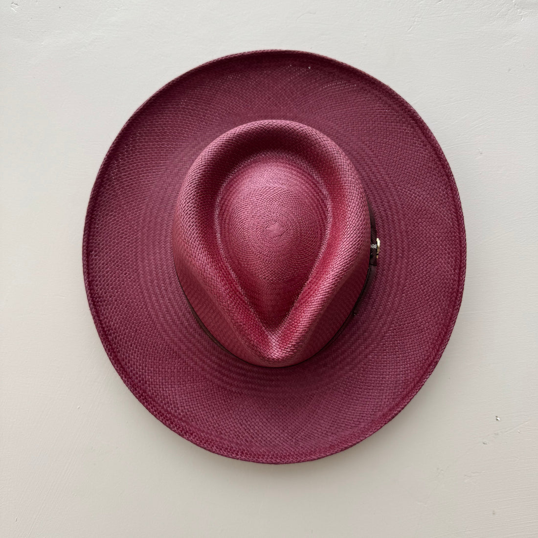 Shop the Fly Brims Classic Maroon Fedora Hat. Bold burgundy style meets timeless craftsmanship. Premium men's headwear that makes a statement.